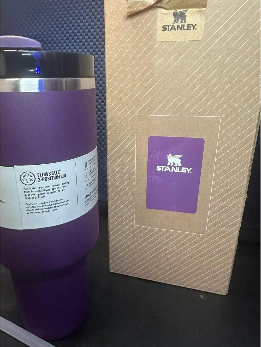 STANLEY THE QUENCHER H2.0 FLOWSTATE™ TUMBLER | 40 OZ PLUM NEW - Picture 4 of 5